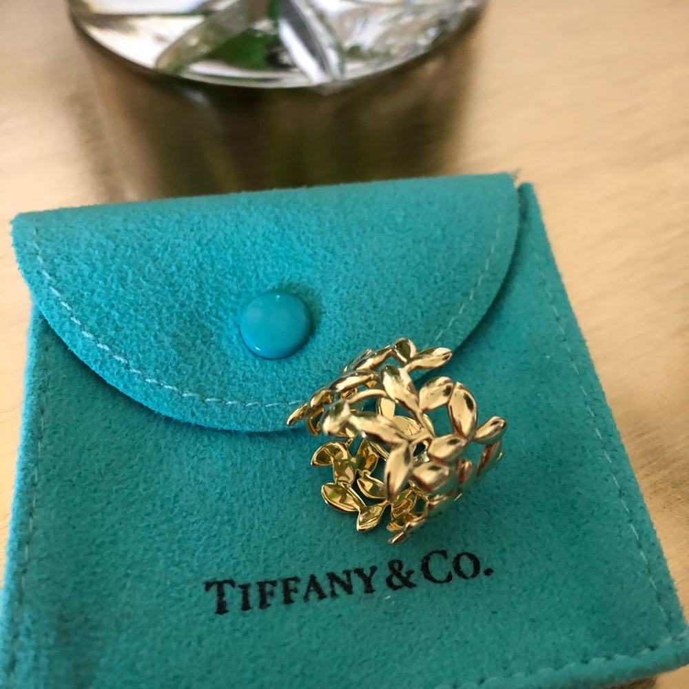 Tiffany & Co. Olive Leaf Band Ring- Size 6